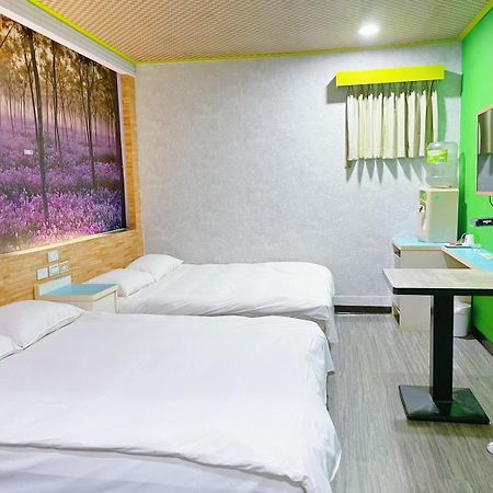 ז'ונגלי Clover House-自助式無人旅店 מראה חיצוני תמונה