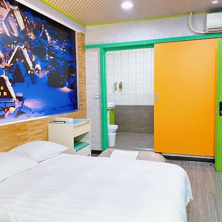 ז'ונגלי Clover House-自助式無人旅店 מראה חיצוני תמונה